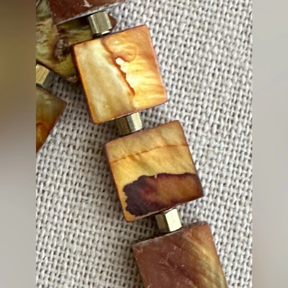 16 inch Mother of Pearl Choker necklace NWOT - Picture 8 of 13